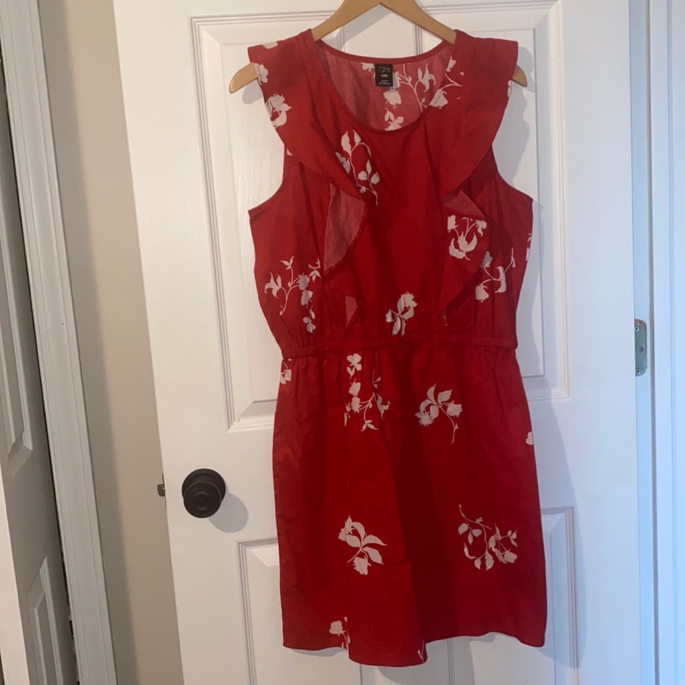 City streets red floral dress sz large